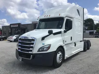 2020 FREIGHTLINER CA126