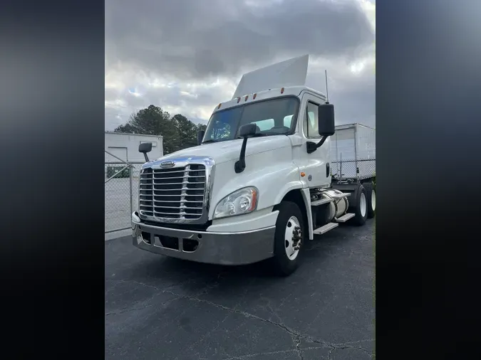 2018 FREIGHTLINER/MERCEDES CASCADIA 125