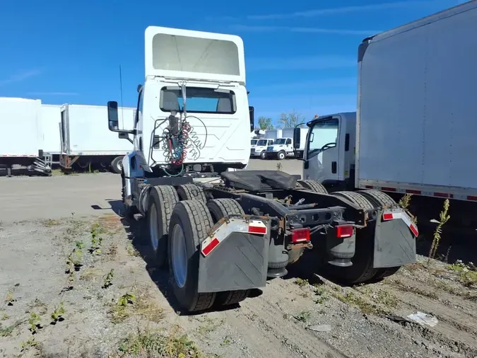 2019 NAVISTAR INTERNATIONAL LT625 DAYCAB T/A4a9f00fda9cbc535afd3fb2c116de7fb