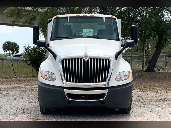 2021 INT LT625 6x4