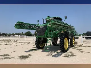 2015 John Deere R4038