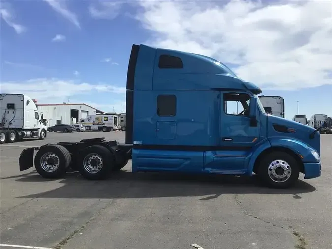 2022 PETERBILT 579