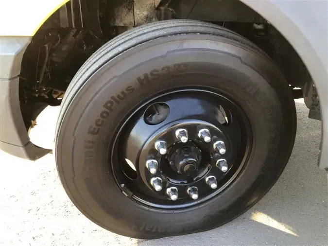 2018 INTERNATIONAL RH613