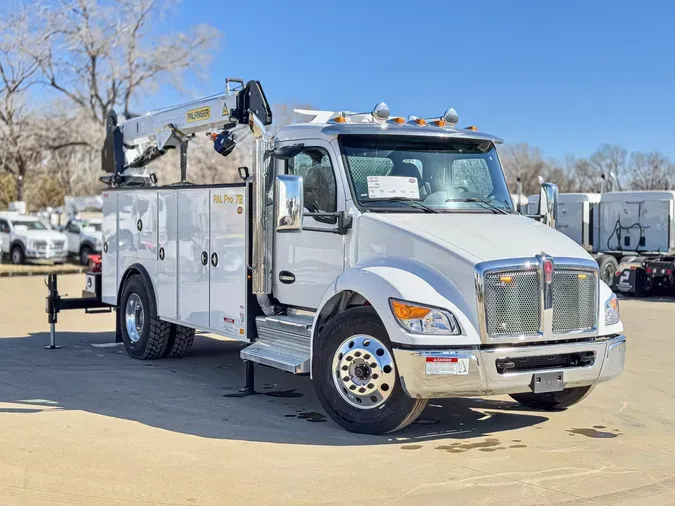 2025 KENWORTH T380