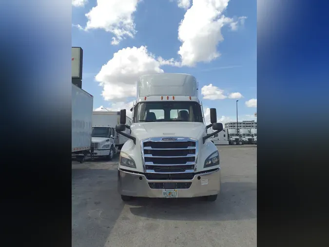 2020 FREIGHTLINER NEW CASCADIA PX12664