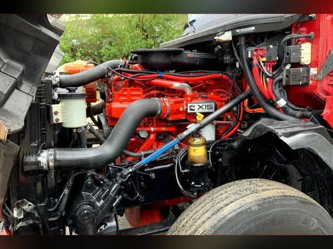 2019 INT LT625 6x4