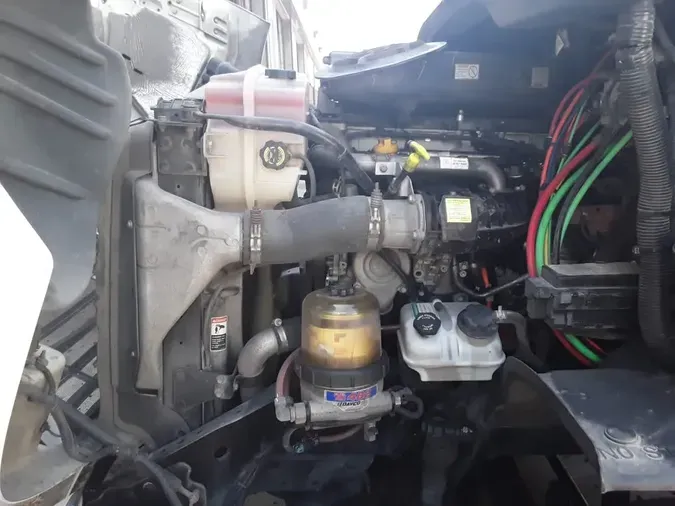 2017 FREIGHTLINER CASCADIA 113