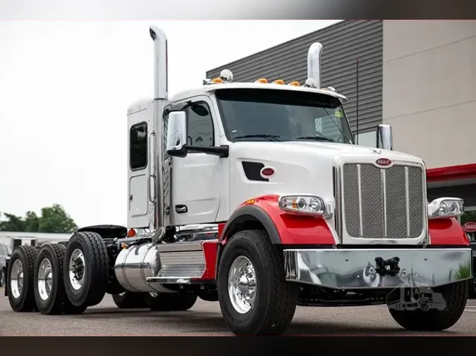 2025 PETERBILT 567