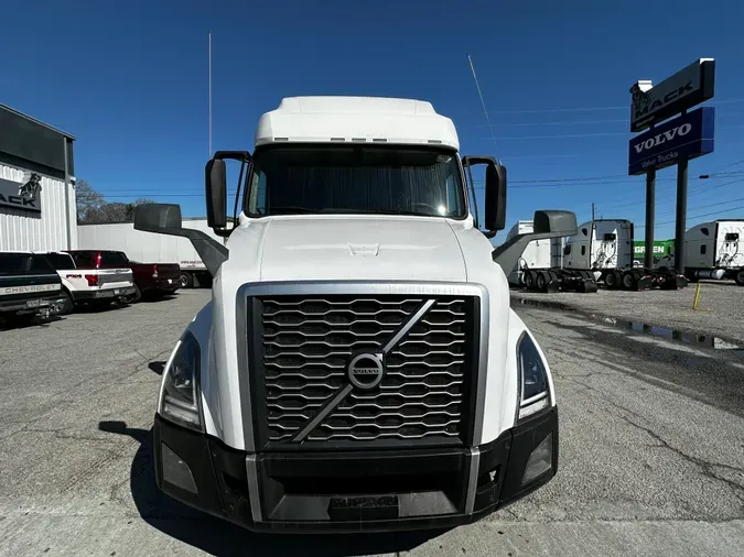 2019 Volvo VNL64T760