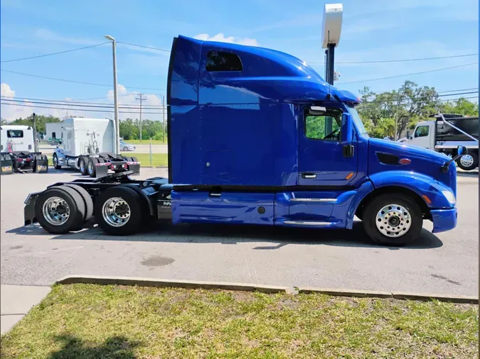 2022 Peterbilt 579