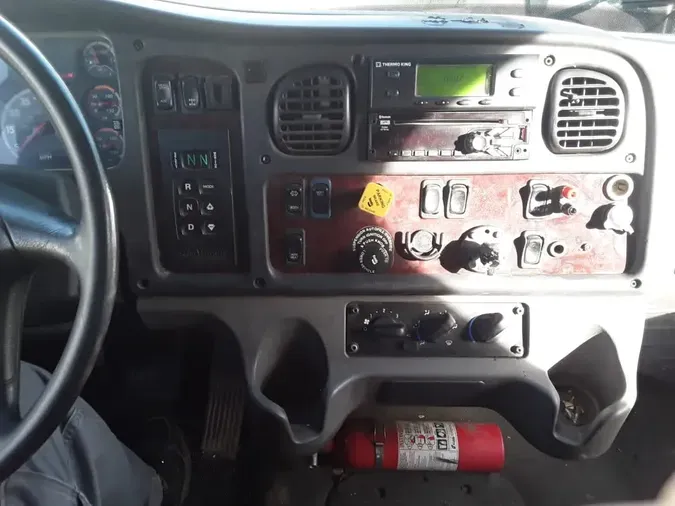 2019 FREIGHTLINER/MERCEDES M2 106