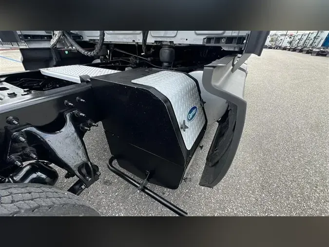 2022 INTERNATIONAL LT