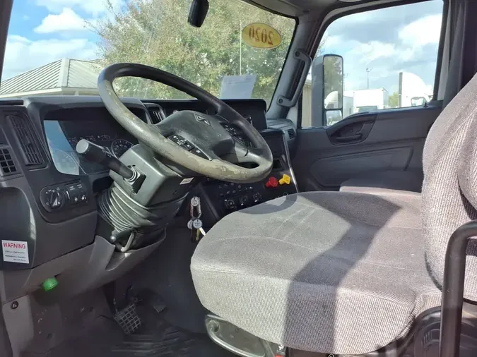 2020 NAVISTAR INTERNATIONAL LT625 SLPR CAB