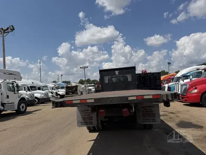 2005 INTERNATIONAL DURASTAR 4300