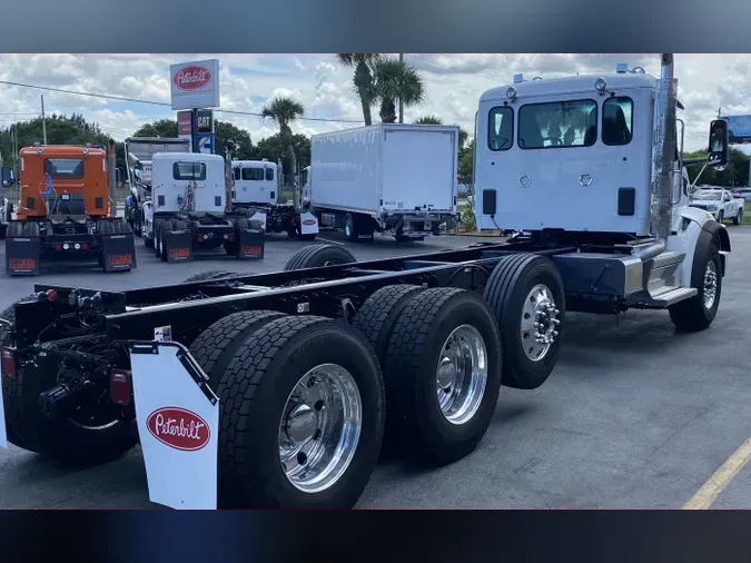 2025 Peterbilt 567