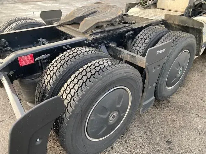 2023 Volvo VNR64T4004ad224283d8acdb809a50b5a414d0e8b