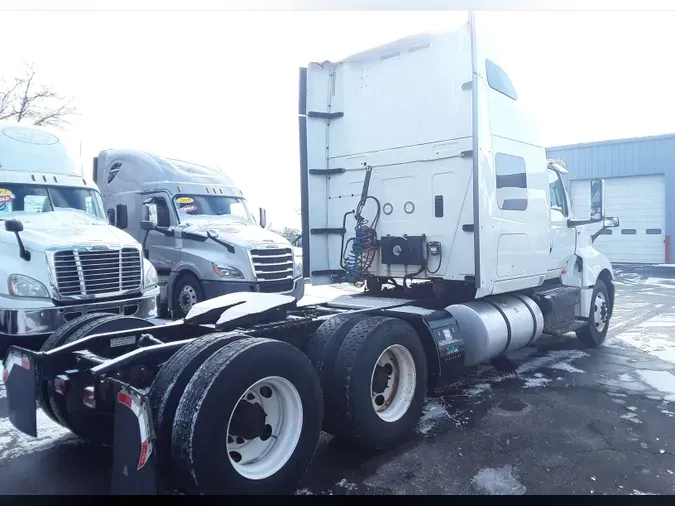 2019 NAVISTAR INTERNATIONAL LT625 SLPR CAB