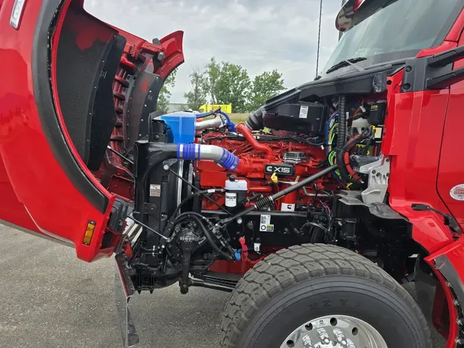 2026 Kenworth T8804ad61d8b1a53d094bca2ee9cd05f0ce7