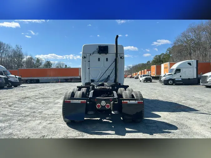 2022 Freightliner Cascadia 126