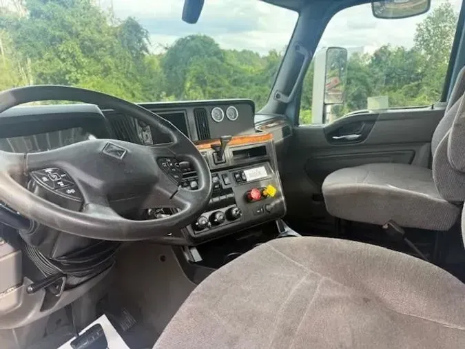 2020 International LT625