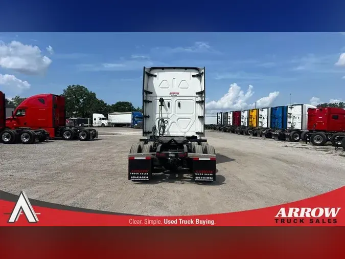 2023 FREIGHTLINER CA126