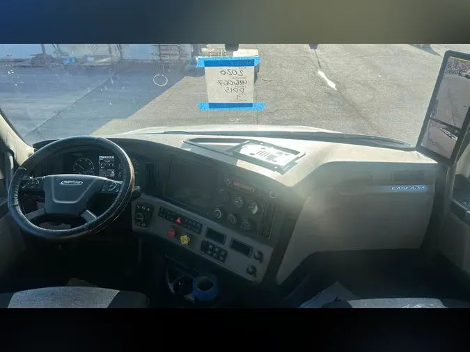 2020 Freightliner Cascadia 1264ad9bf204a68cfff9d26cf47981b581b