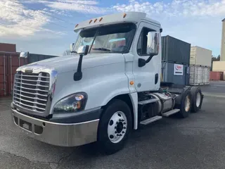 2018 FREIGHTLINER/MERCEDES CASCADIA 125