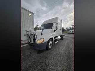 2019 FREIGHTLINER/MERCEDES CASCADIA 125