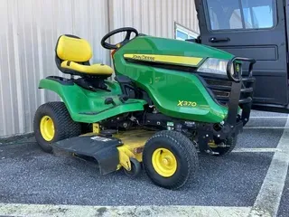 John Deere X370