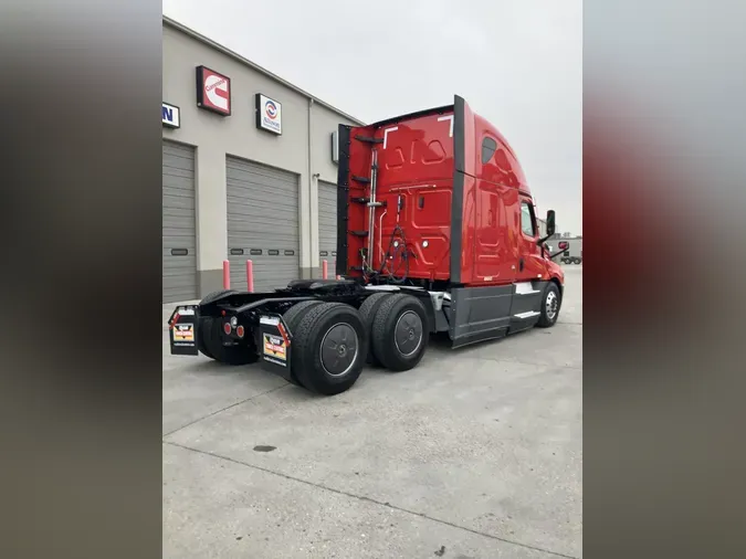 2021 Freightliner Cascadia