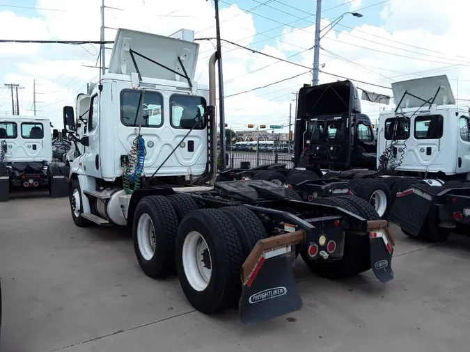 2016 FREIGHTLINER/MERCEDES CASCADIA 125