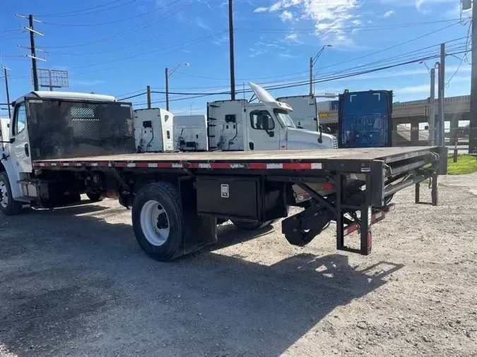 2017 FREIGHTLINER/MERCEDES M2 106