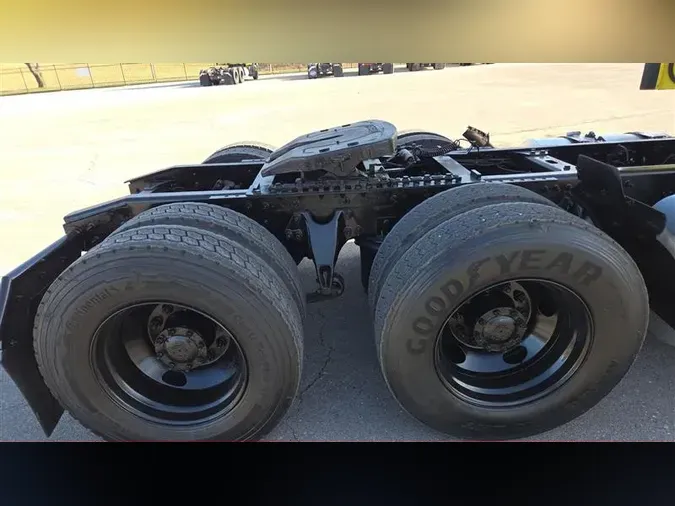 2020 INTERNATIONAL RH613