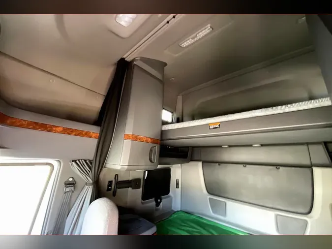 2021 INT LT625 6x44ae92f25f5b5f6a8447413bac6397402