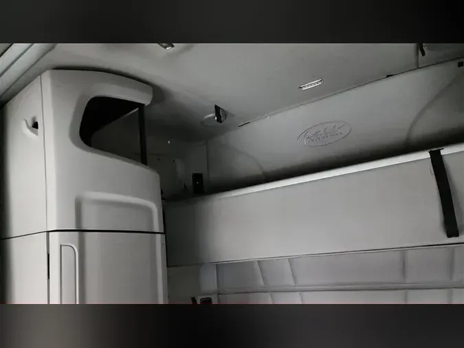 2020 PETERBILT 579