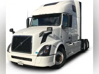 2018 Volvo VNL670