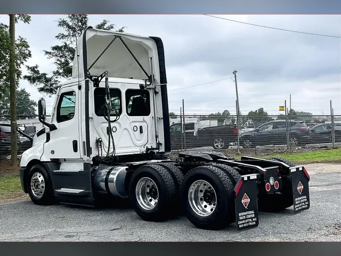 2022 FRG CASCADIA