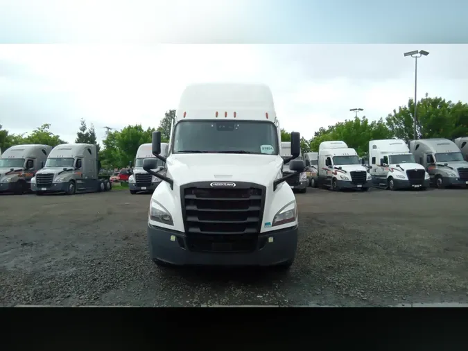 2023 Freightliner Cascadia 1264b0206bb96aeb63236907a6e5651f62e