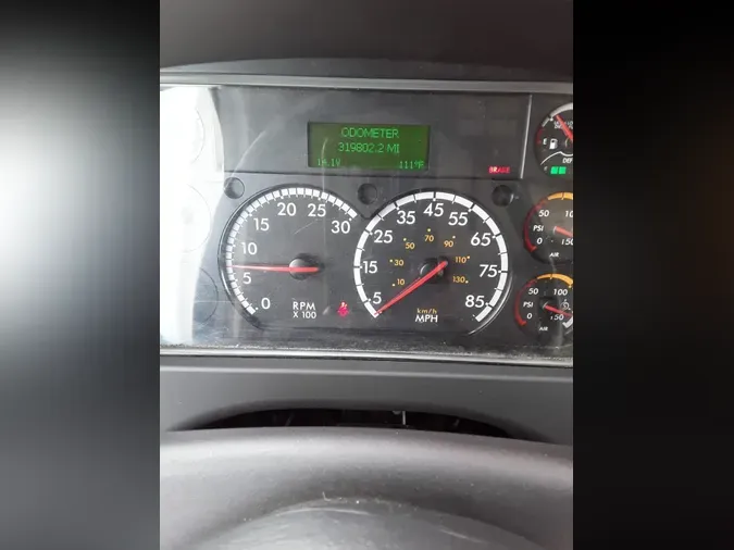 2019 FREIGHTLINER M2 106