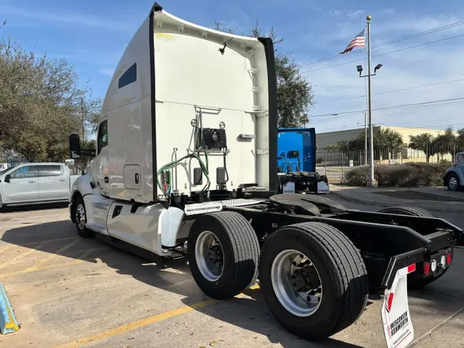 2020 Kenworth T680