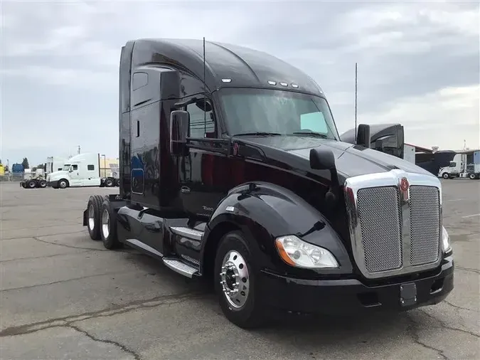 2021 KENWORTH T680