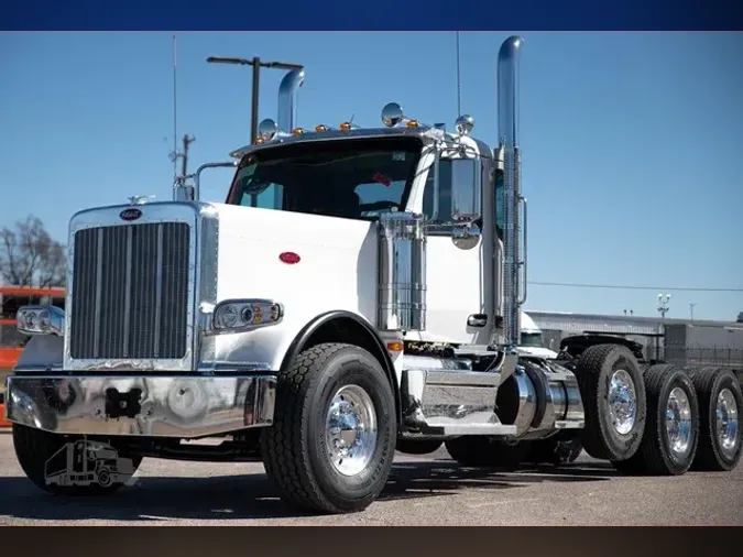 2026 PETERBILT 589