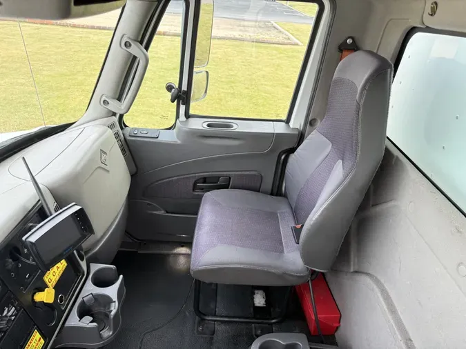 2019 International 4300