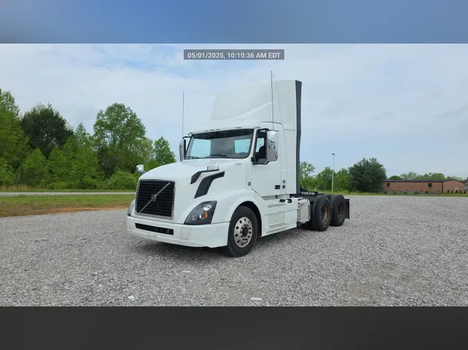 2018 Volvo VNL300