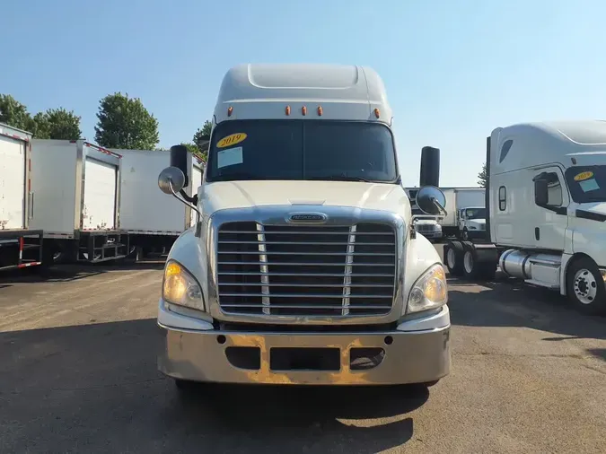 2019 FREIGHTLINER CASCADIA 125