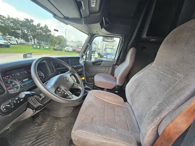 2020 NAVISTAR INTERNATIONAL LT625 SLPR CAB