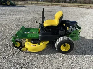 2021 John Deere Z335E