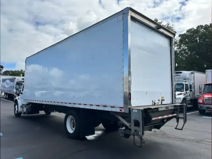 2021 FREIGHTLINER/MERCEDES M2 106