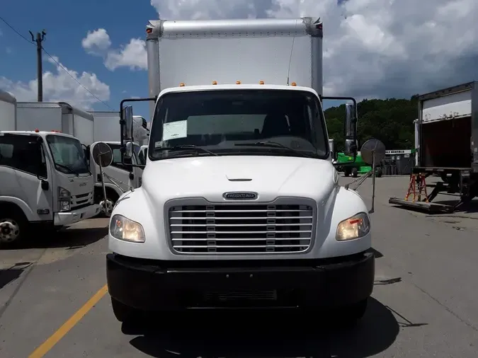 2016 FREIGHTLINER M2 106