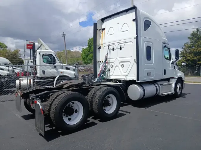 2020 FREIGHTLINER/MERCEDES CASCADIA PX11664ST